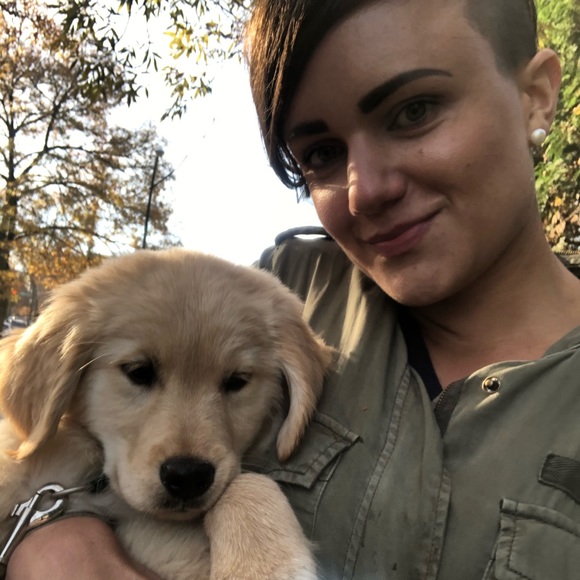 Meet your Posher, Emily - Picture 1 of 1